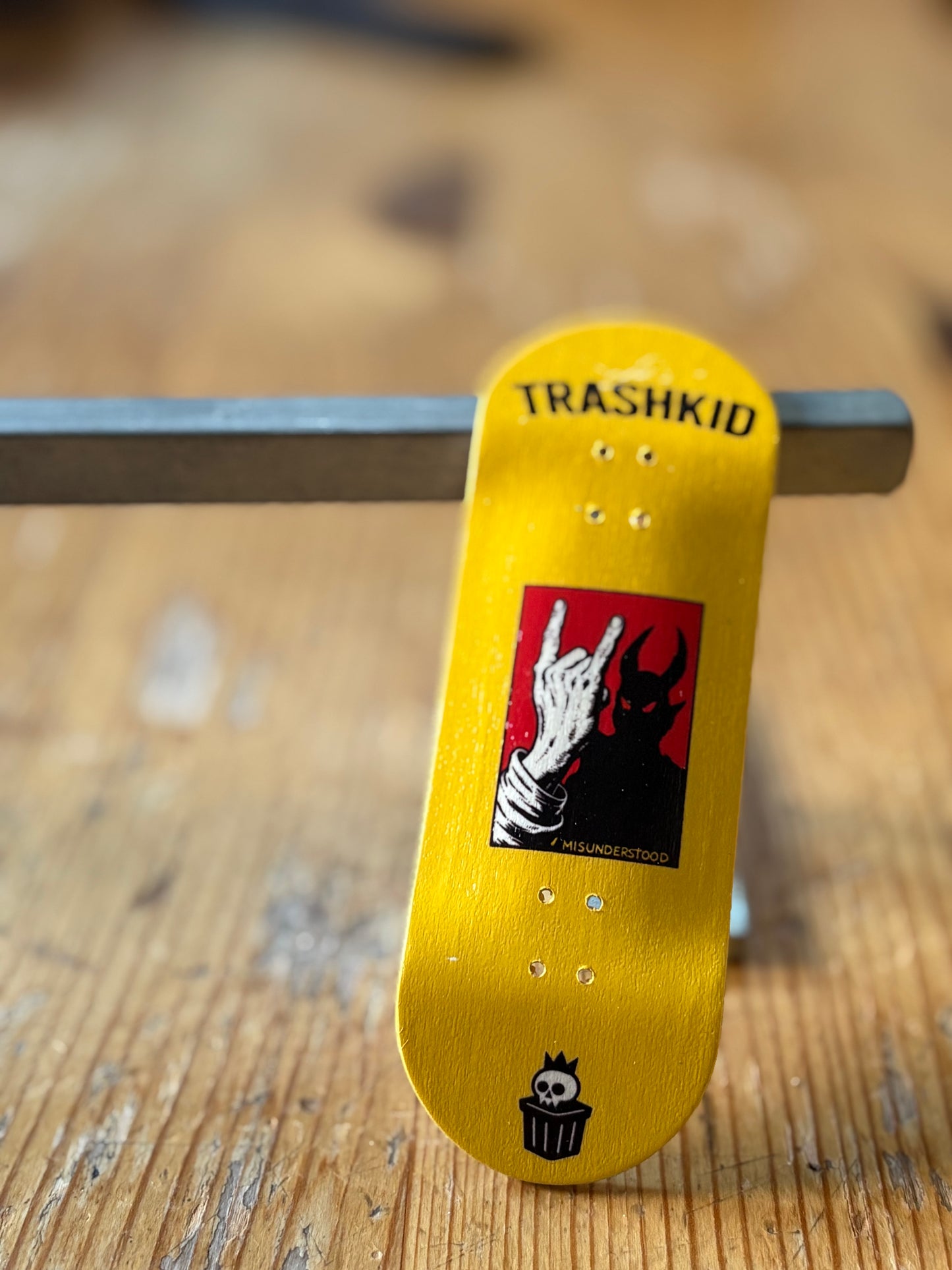 TRASHKID Classic Fingerboard Deck